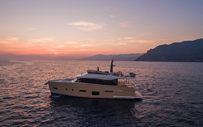 Azimut Magellano 66