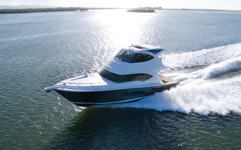 Riviera 53 Enclosed Flybridge