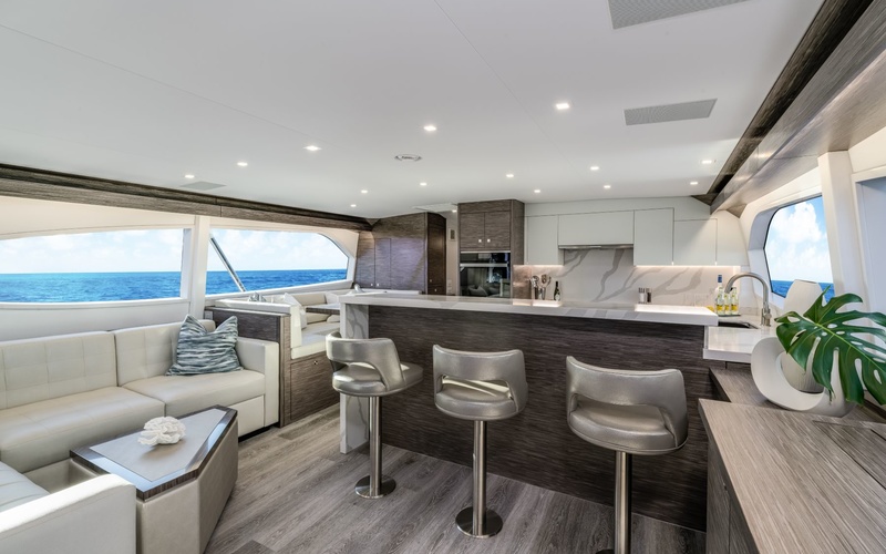 Hatteras GT65 Carolina