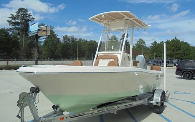 Pioneer Islander 180