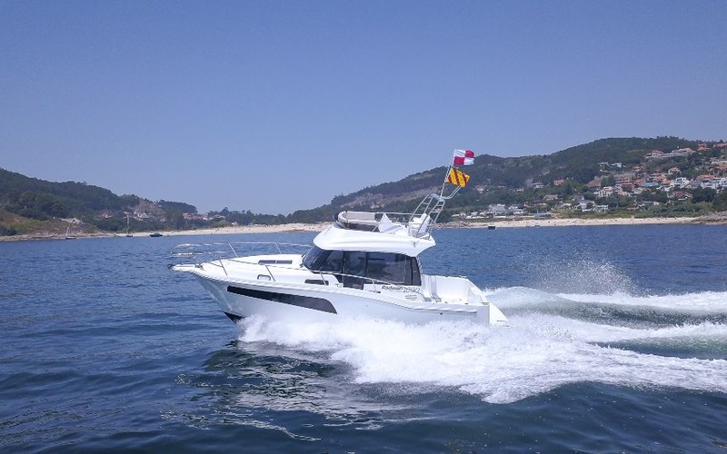 Rodman 1090 Evolution Flybridge
