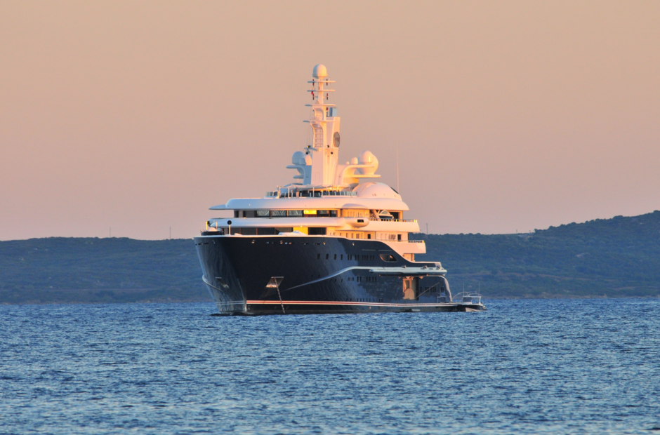 Peters Werft Al Mirqab
