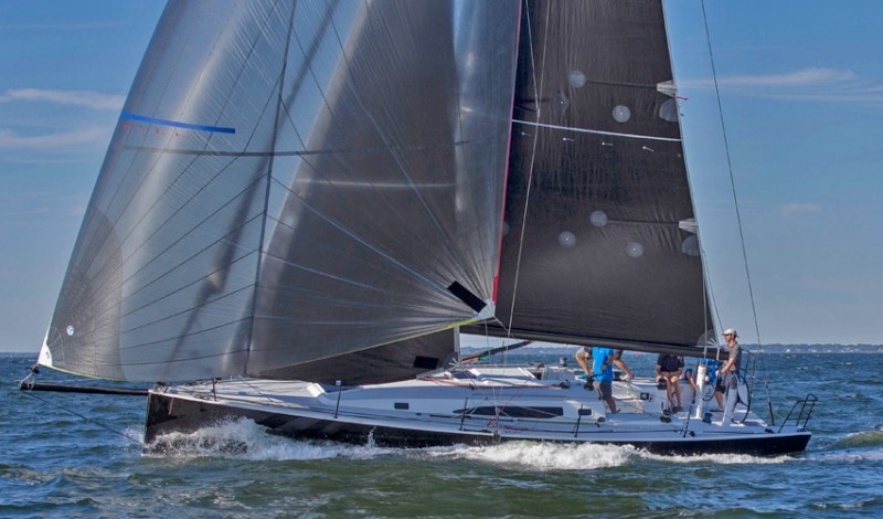 J/Boats 121