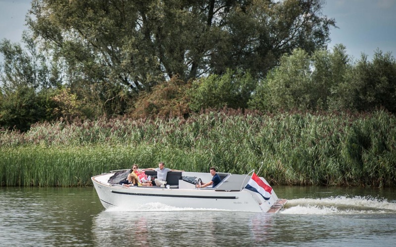 Maxima 730