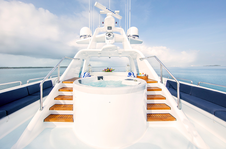 CL Yachts Island Heiress