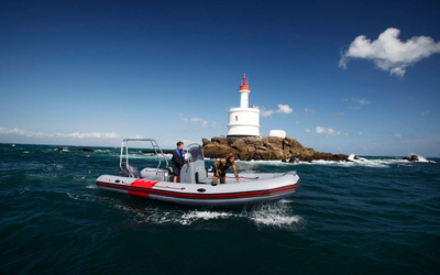 Zodiac Pro 750