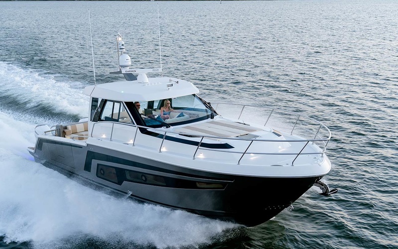 Ocean Alexander 45 Divirgence Coupe