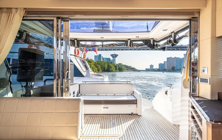 Galeon 430 HTC (2013)