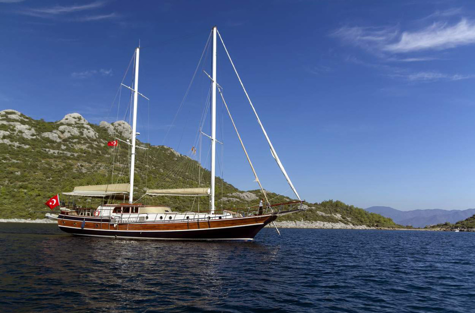 Custom Derya Deniz