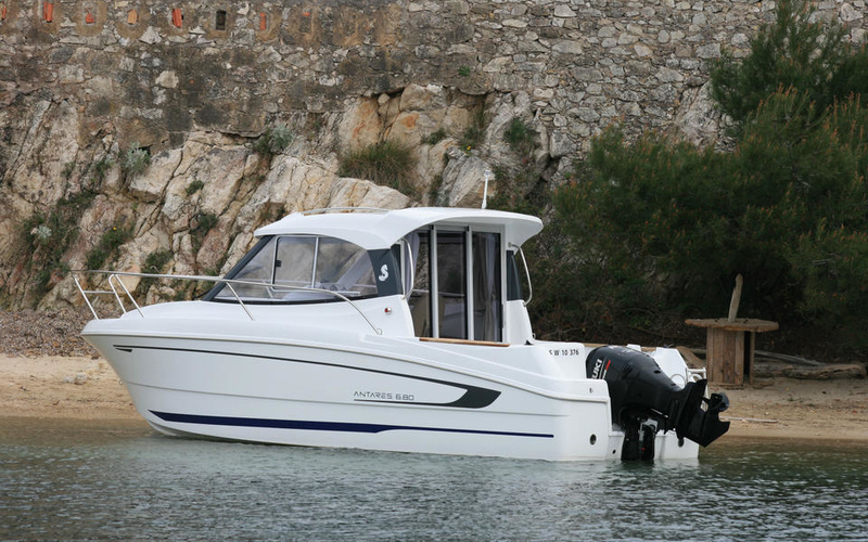 Beneteau Antares 6.80