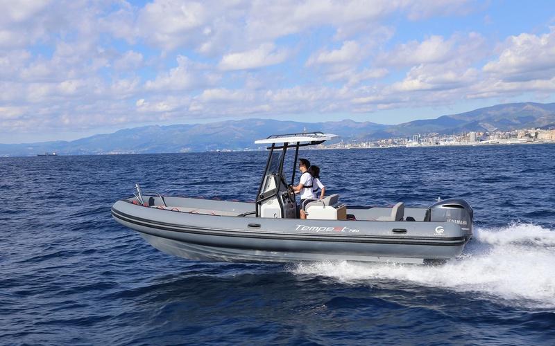 Capelli Tempest 750 Sport