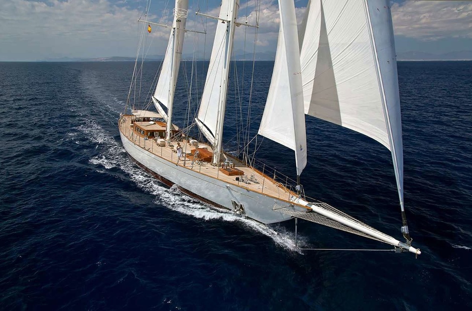 Mengi-Yay Yachts Gweilo