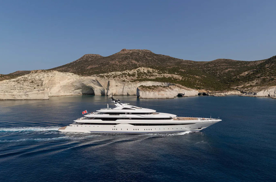 Golden Yachts  O'pari