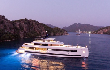 Mengi-Yay Yachts Aquarius