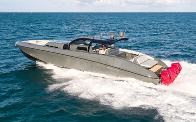 Midnight Express  60′ Pied-A-Mer