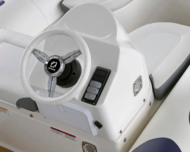 Zodiac Yachtline 420