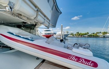 Azimut M