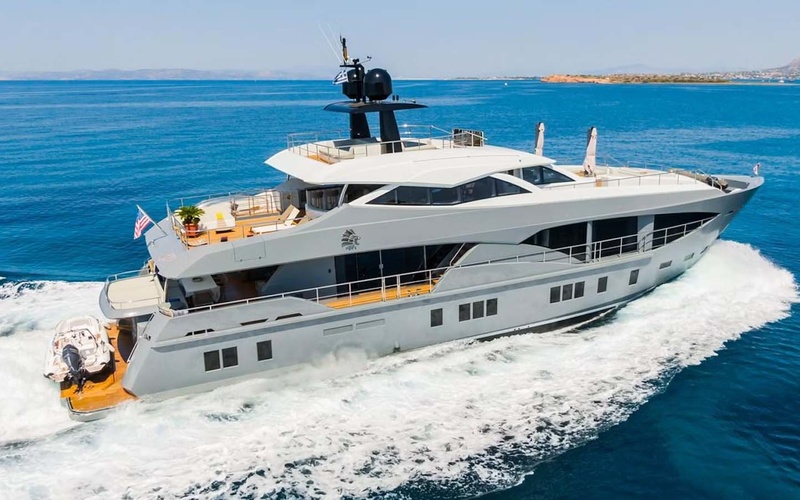 Novurania Chase 19