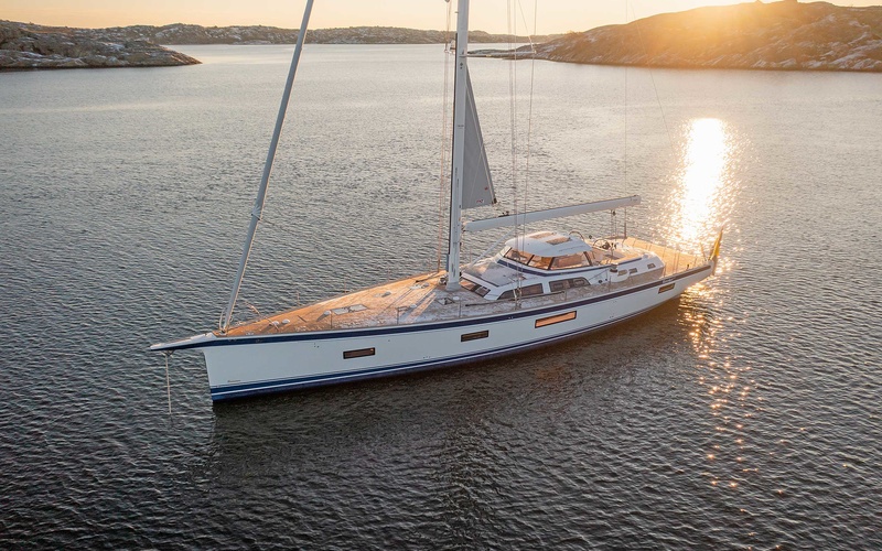Hallberg-Rassy  69