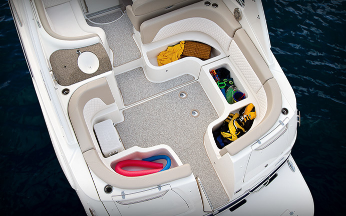 Chaparral 350 Signature Cruiser