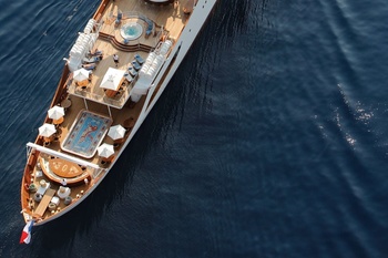 From a military frigate to the pearl of the seas...