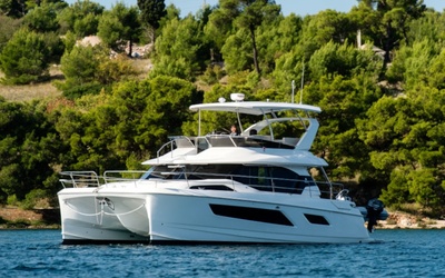 Aquila  44 Yacht