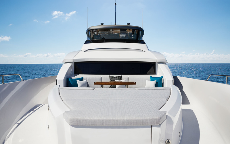 Hatteras M90 Panacera