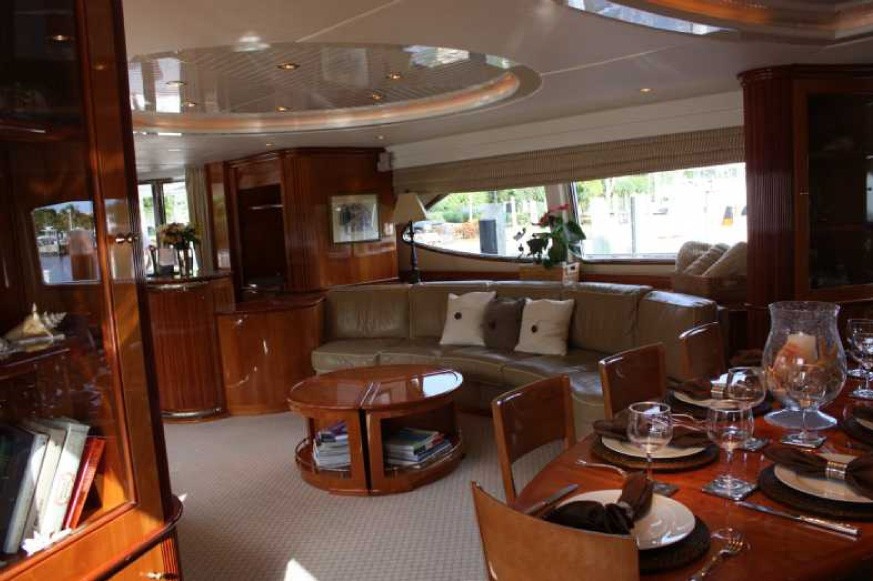 Azimut Pure