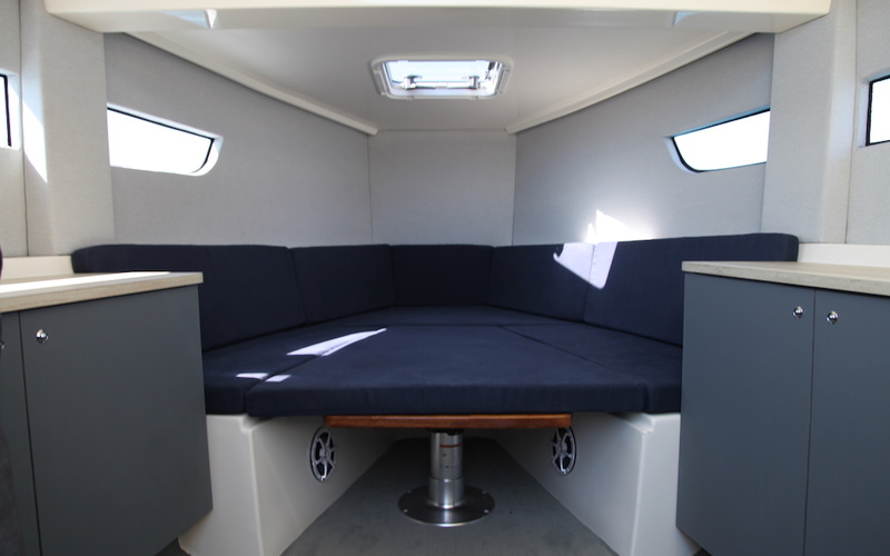 Nuva Yachts M8
