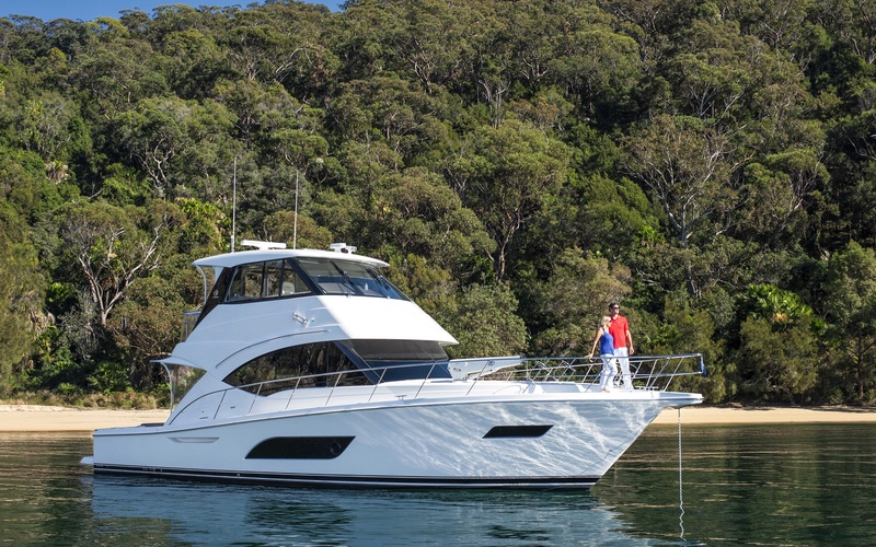 Riviera 57 Enclosed Flybridge