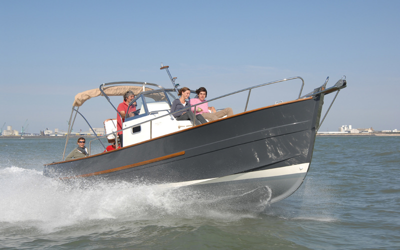 Rhea 750 Open