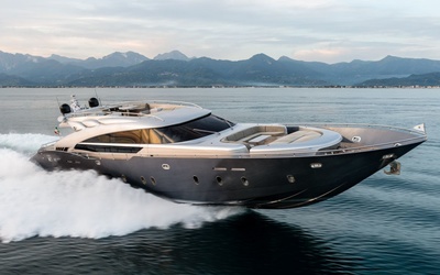 AB Yachts 100