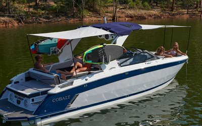 Cobalt R8 Surf