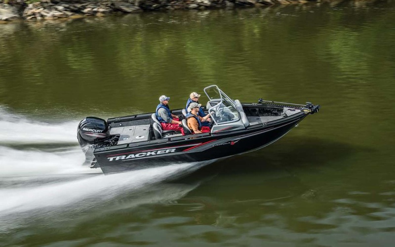 Tracker Targa V-18 WT