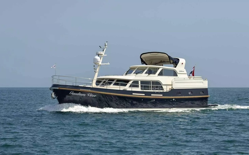 Linssen Grand Sturdy 500 AC Variotop
