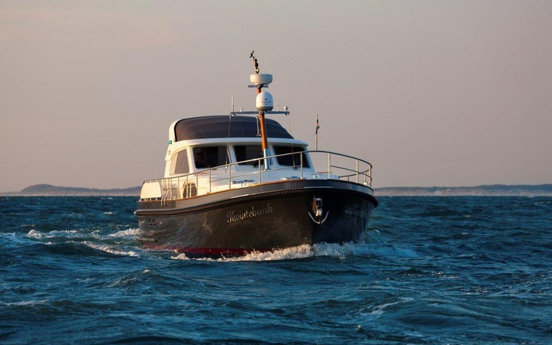 Linssen Range Cruiser 450 Sedan Variotop