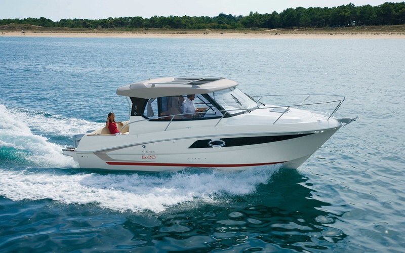 Beneteau Antares 8.80