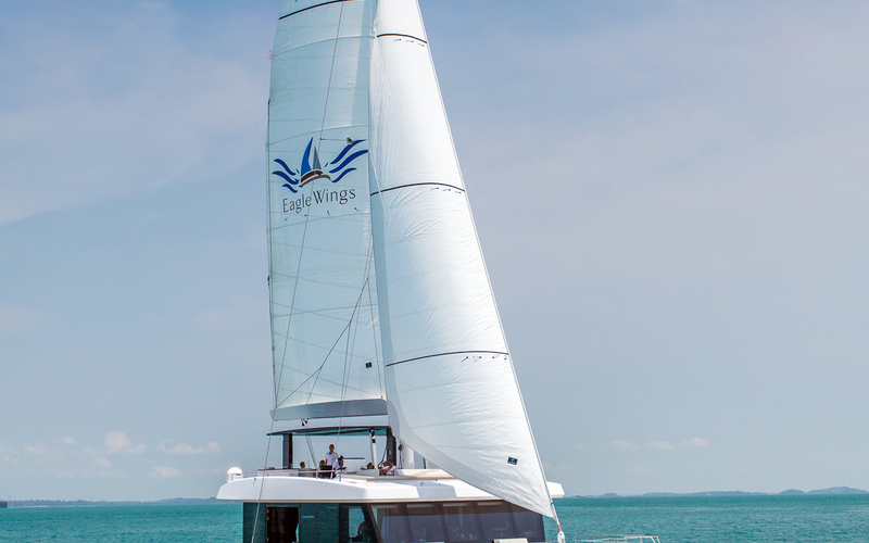Sunreef 68 Supreme Sailing
