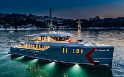 K Yachts K300