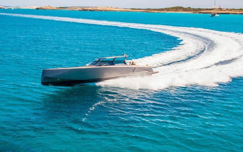 Vanquish VQ52