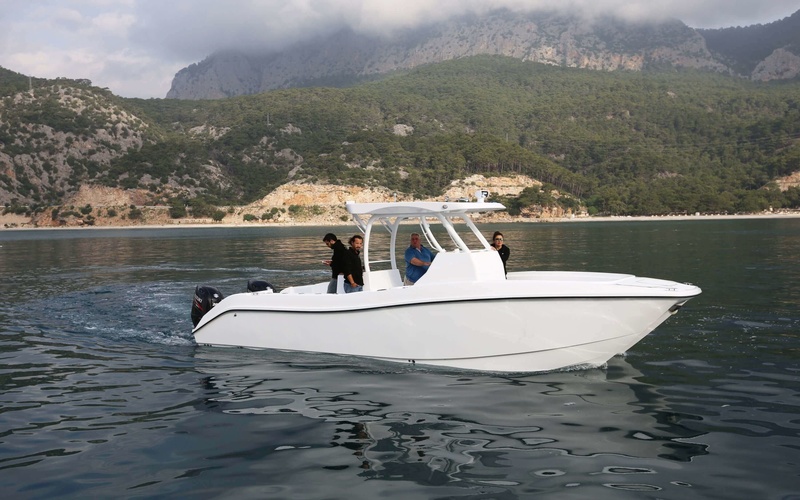 Hysucat 30' Sport Fisher