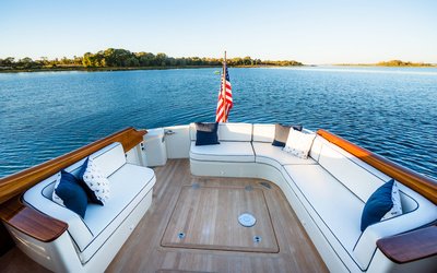Hinckley Talaria 57