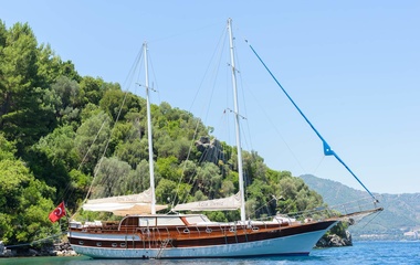 Custom Azra Deniz