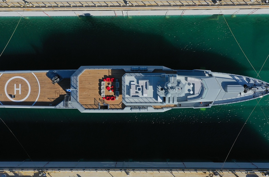 SilverYachts Bold