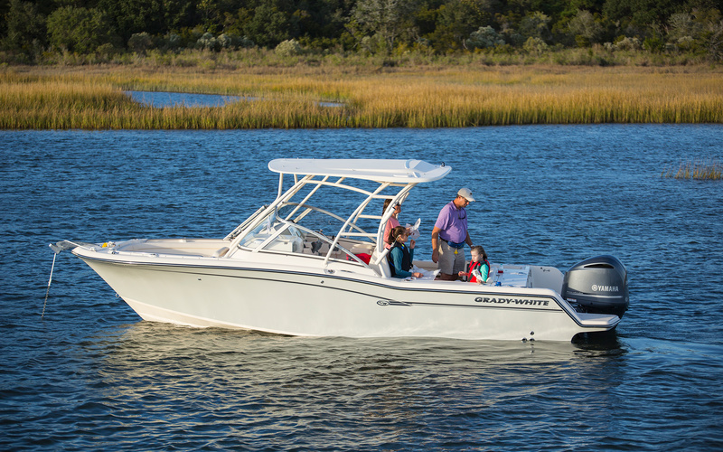 Grady-White Freedom 235