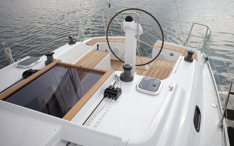 Hanse 325