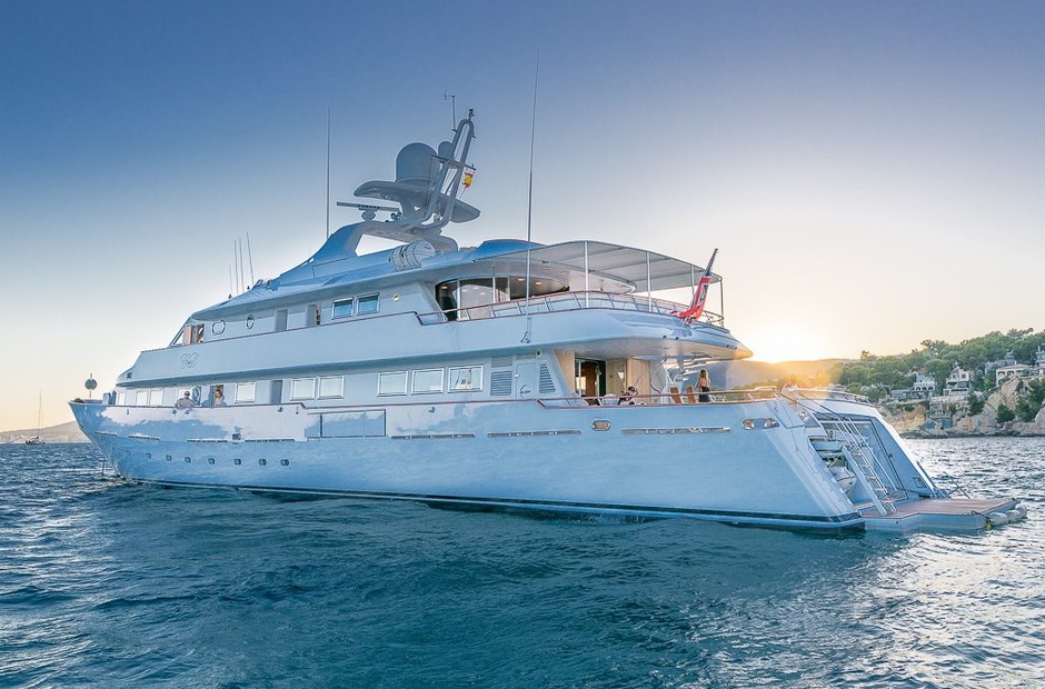Cantieri Navali Nicolini CD Two