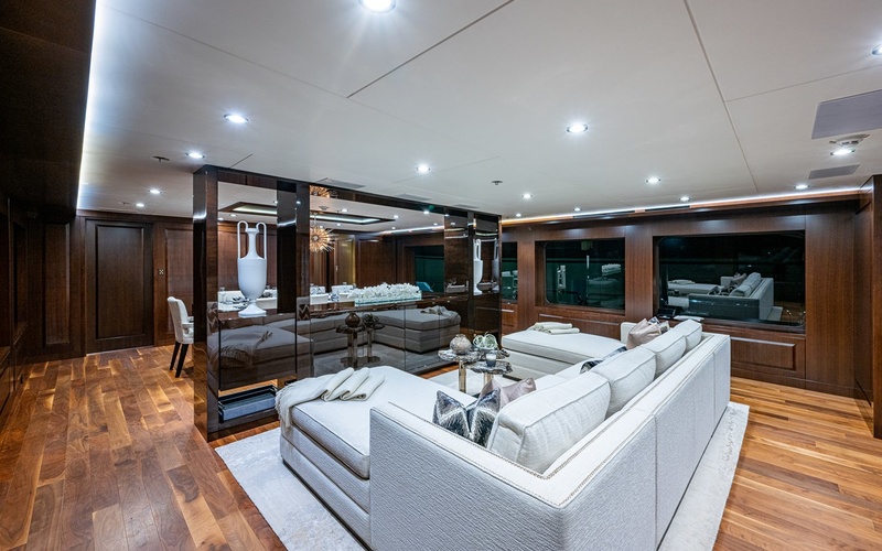 Fairline Squadron 48