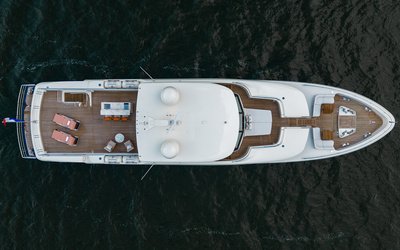 Moonen 110 Mustique