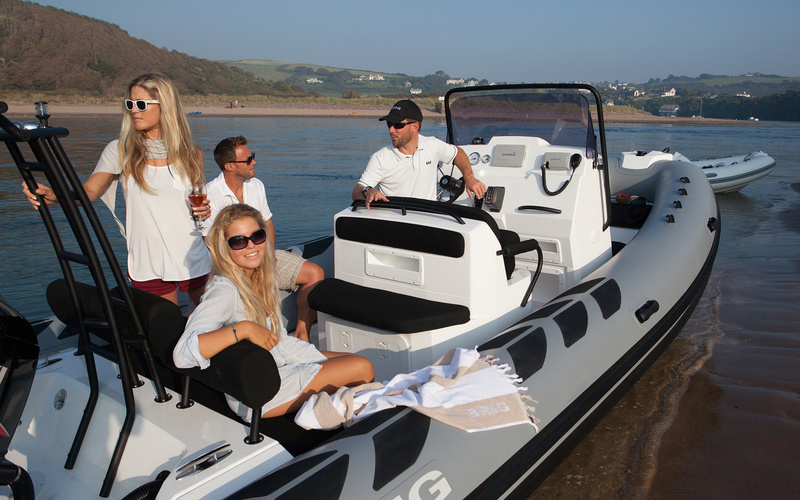 Brig Navigator 700